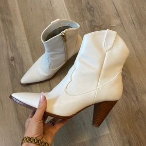 Elegant White Leather Ankle Boots